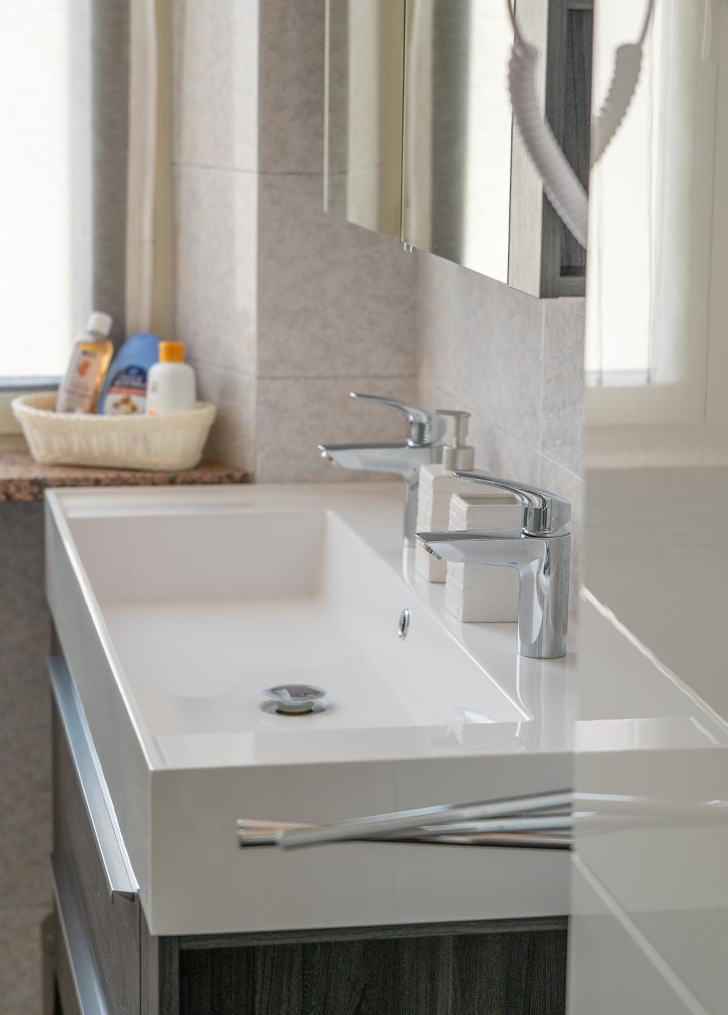 Turin Comfort Home Екстер'єр фото